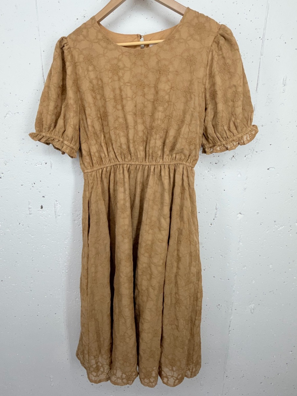 Orange Creek Size Medium Light Brown Tan Embroidered Midi Dress New